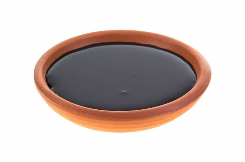Blackstrap Molasses for Menstrual Issues